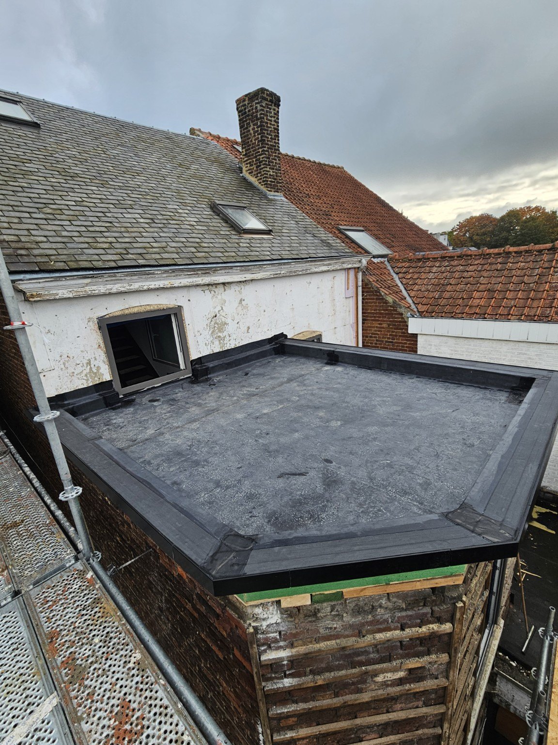 Rénovation de toiture plate à Gembloux - Étanchéité AD