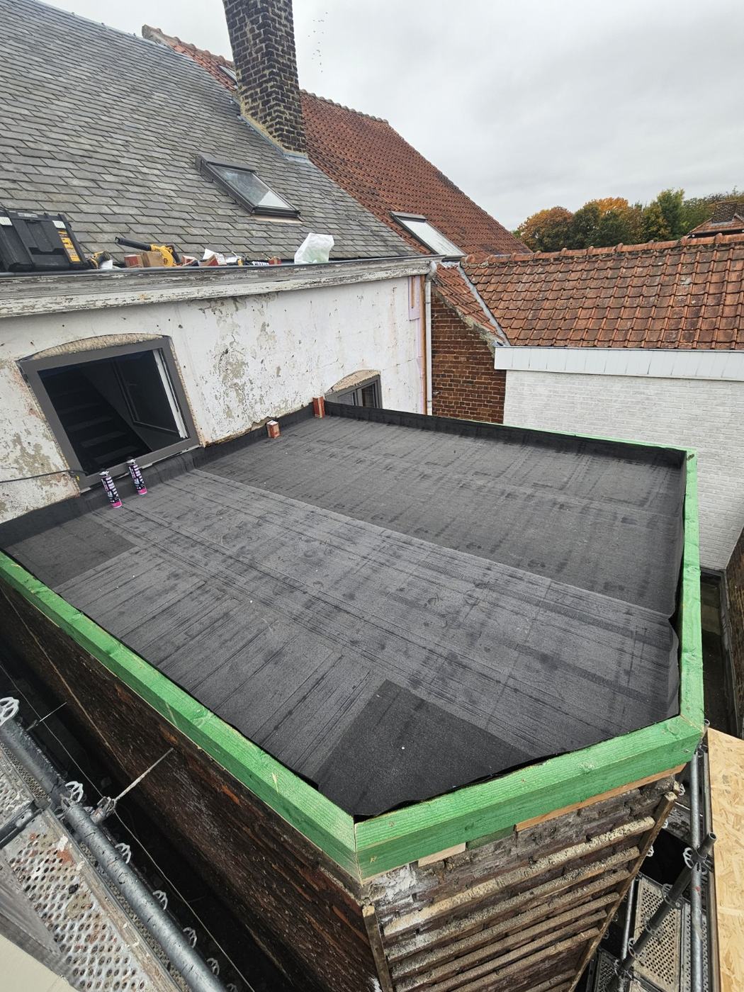 Reconstruction EPDM avec rehausse d’acrotères à Gembloux - photo 3