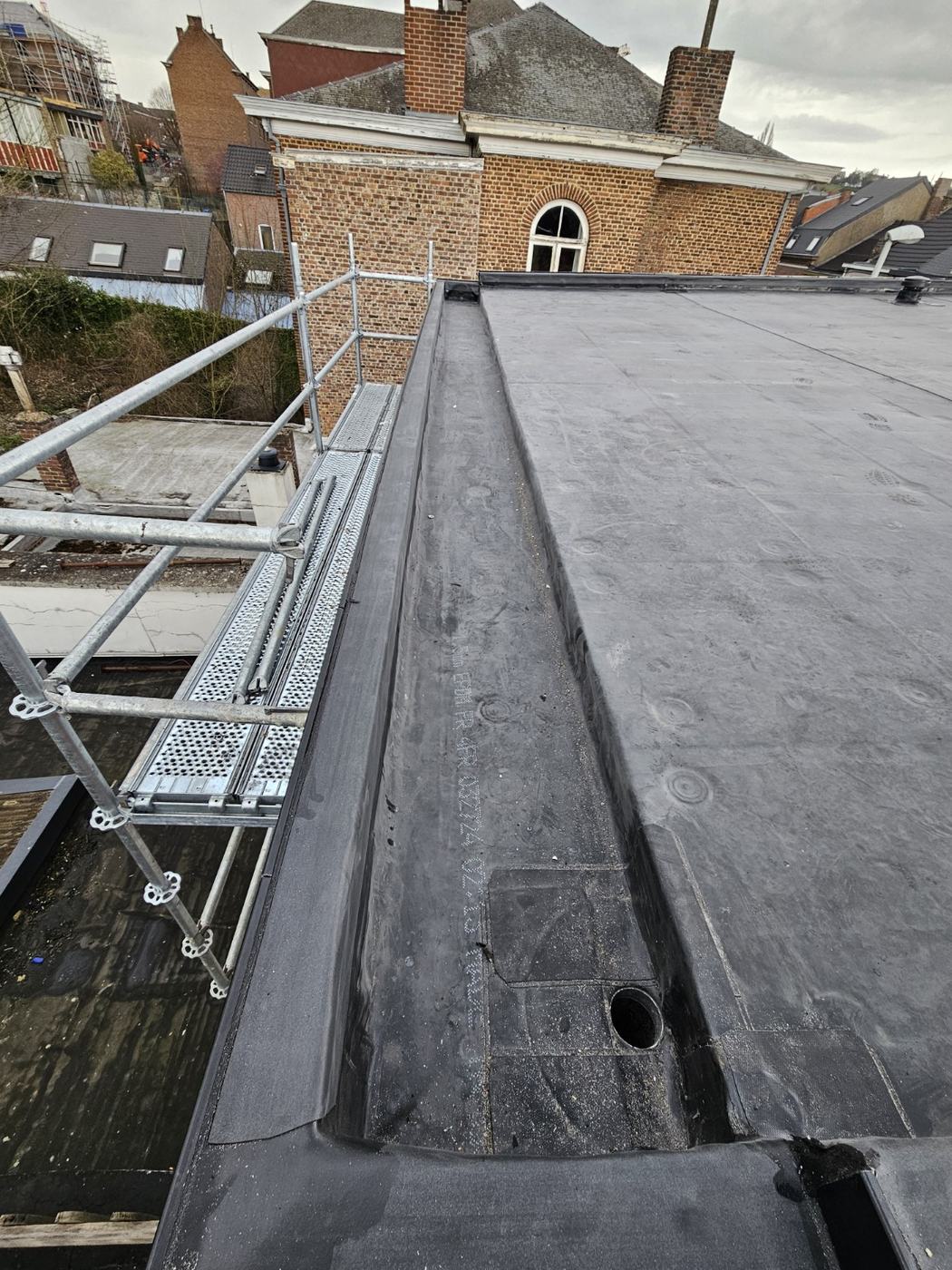 Rénovation complète EPDM avec bardage Cedral à Huy - photo 7