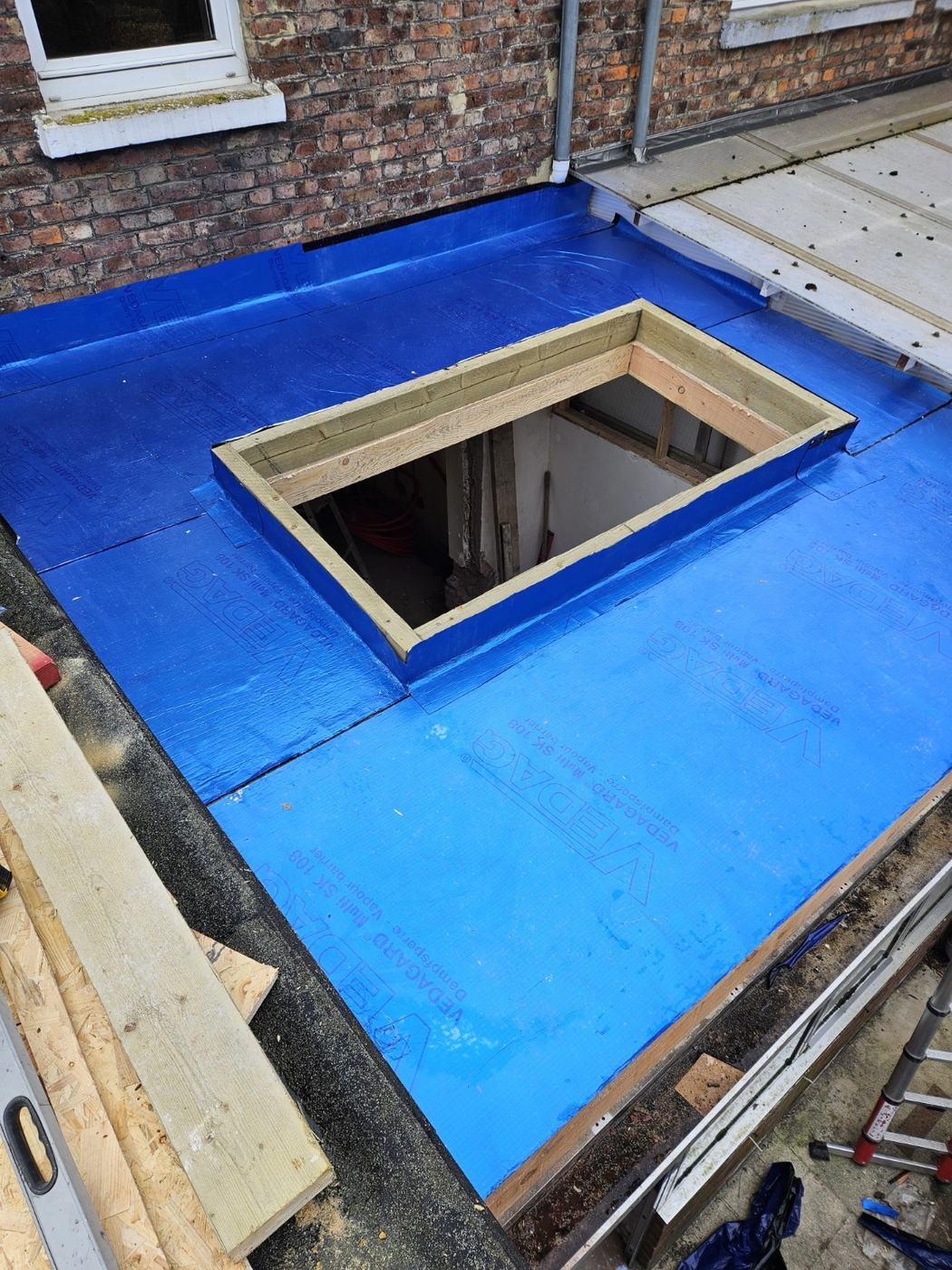 Nouvelle charpente et toiture plate EPDM à Namur - photo 4