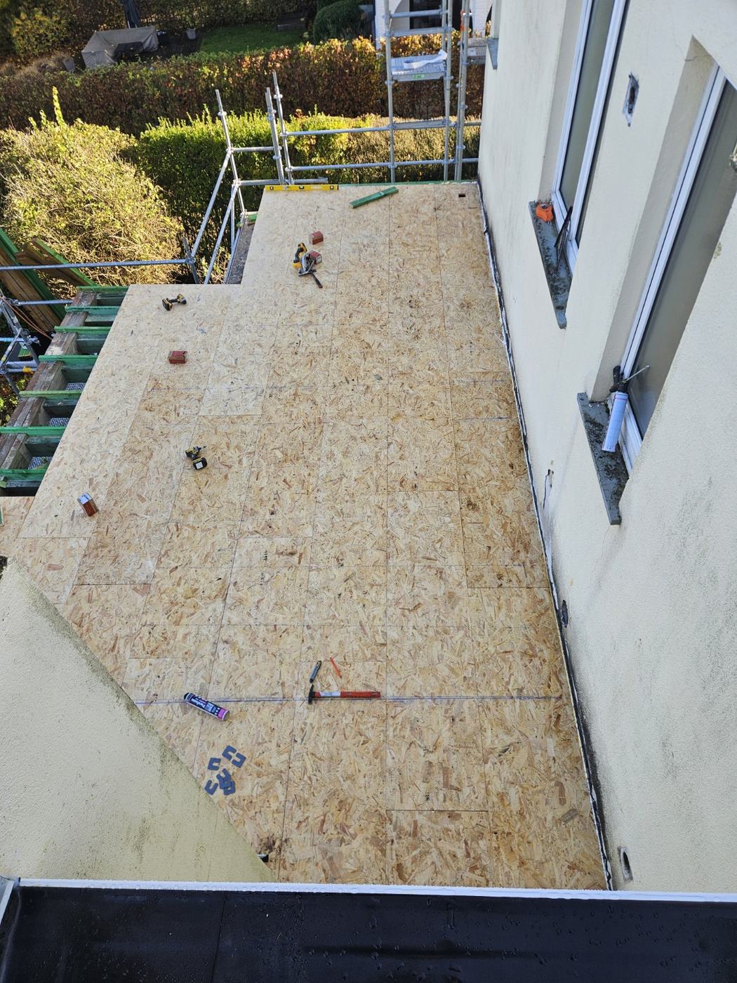 Rénovation EPDM avec calage de pente à Rhode-Saint-Genèse - photo 2